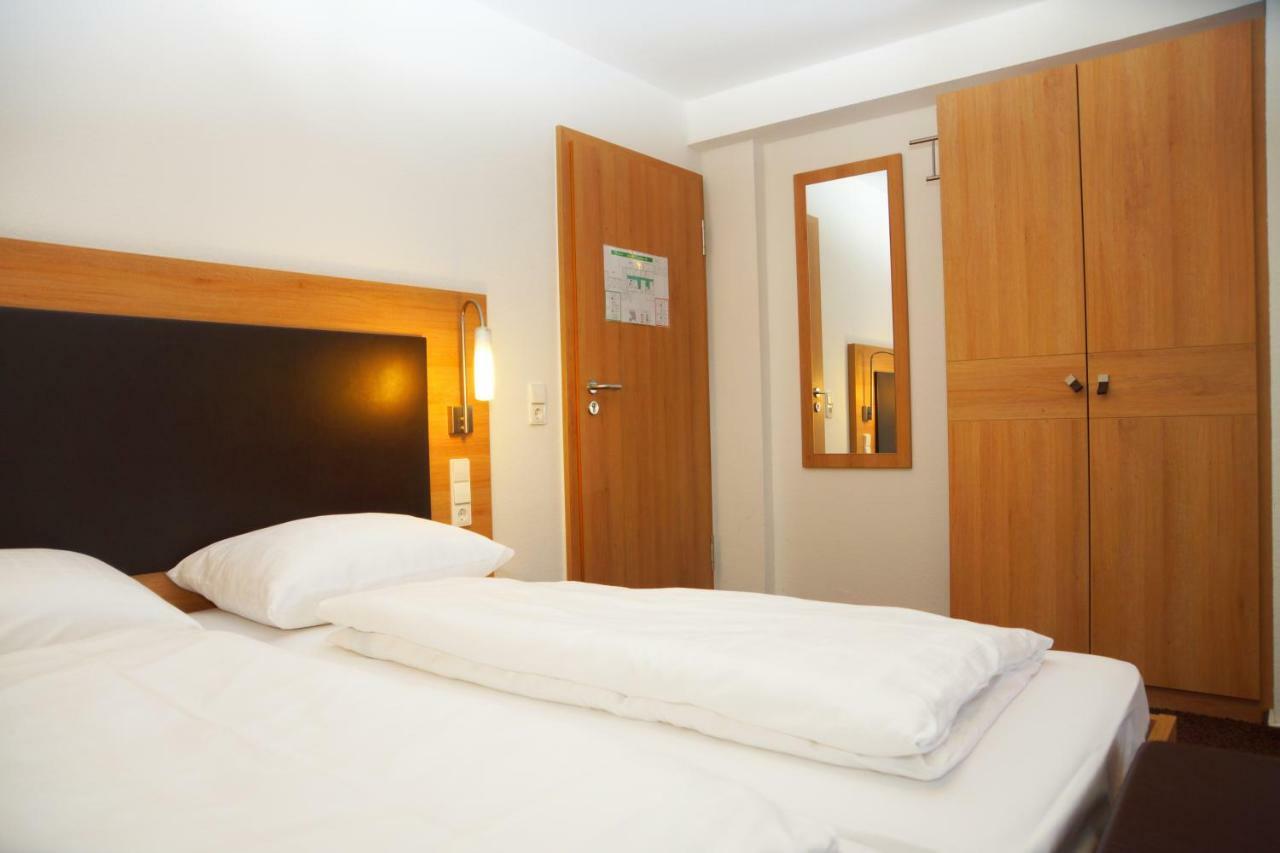 Hotel Krauthof Ludwigsburg Esterno foto