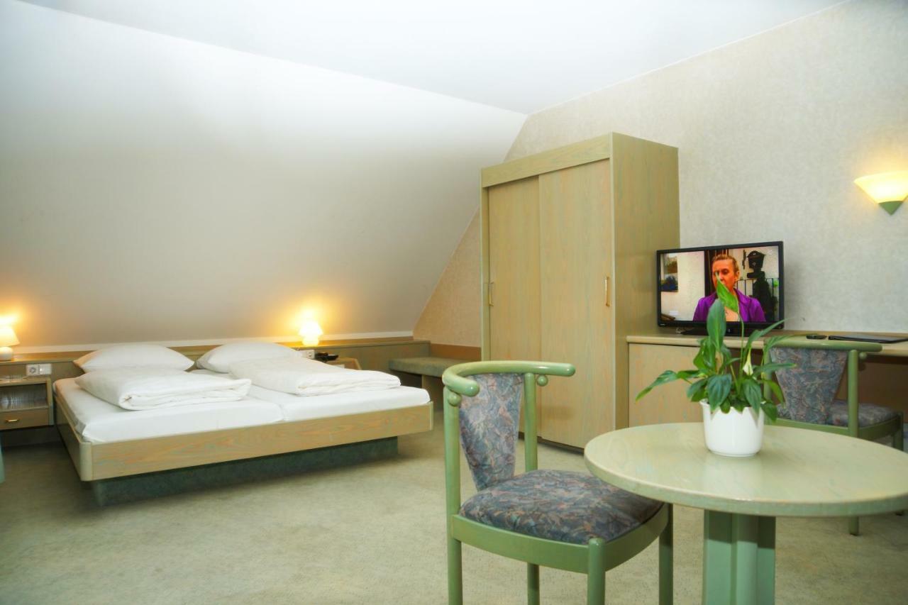 Hotel Krauthof Ludwigsburg Esterno foto