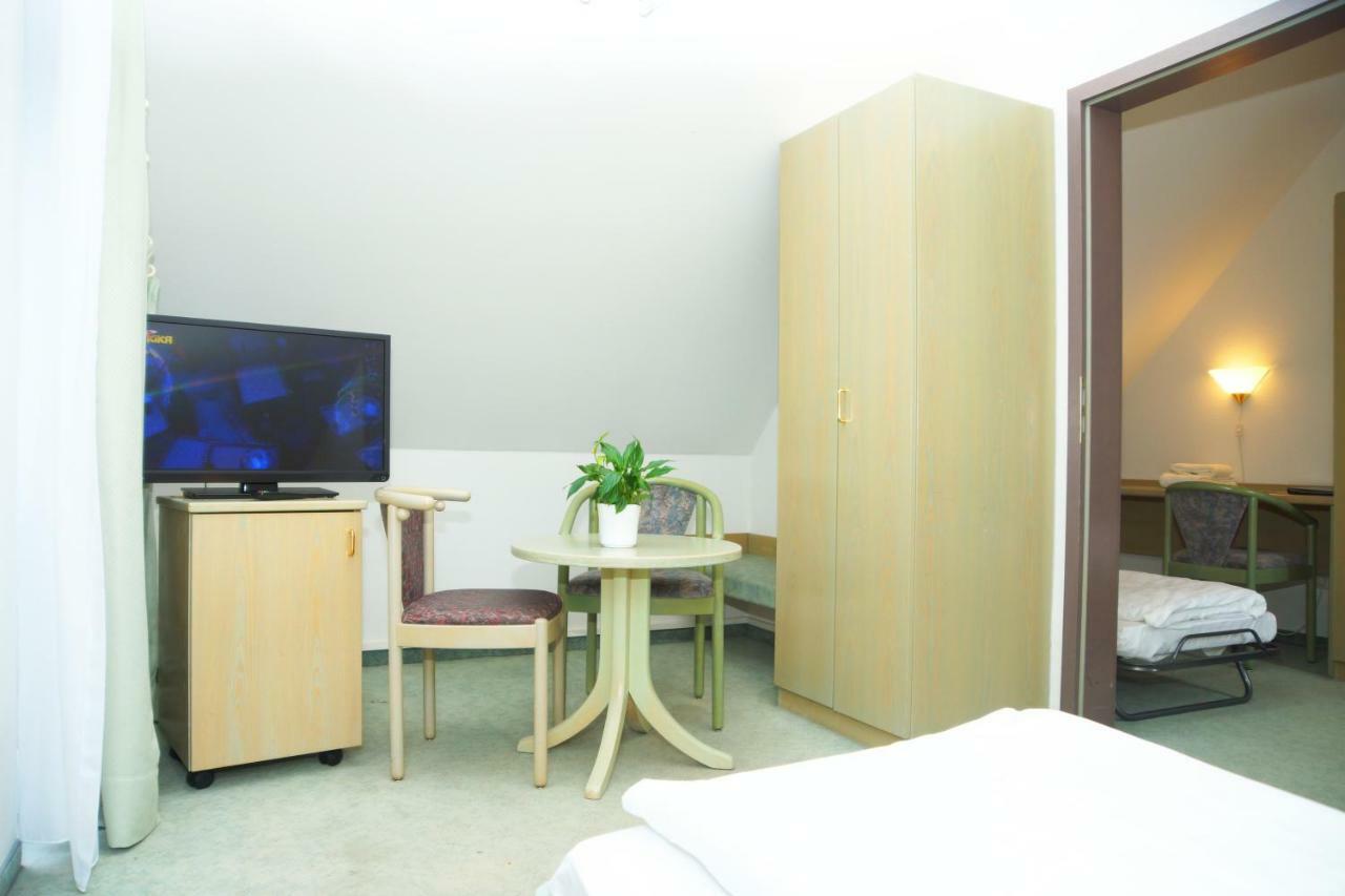 Hotel Krauthof Ludwigsburg Esterno foto