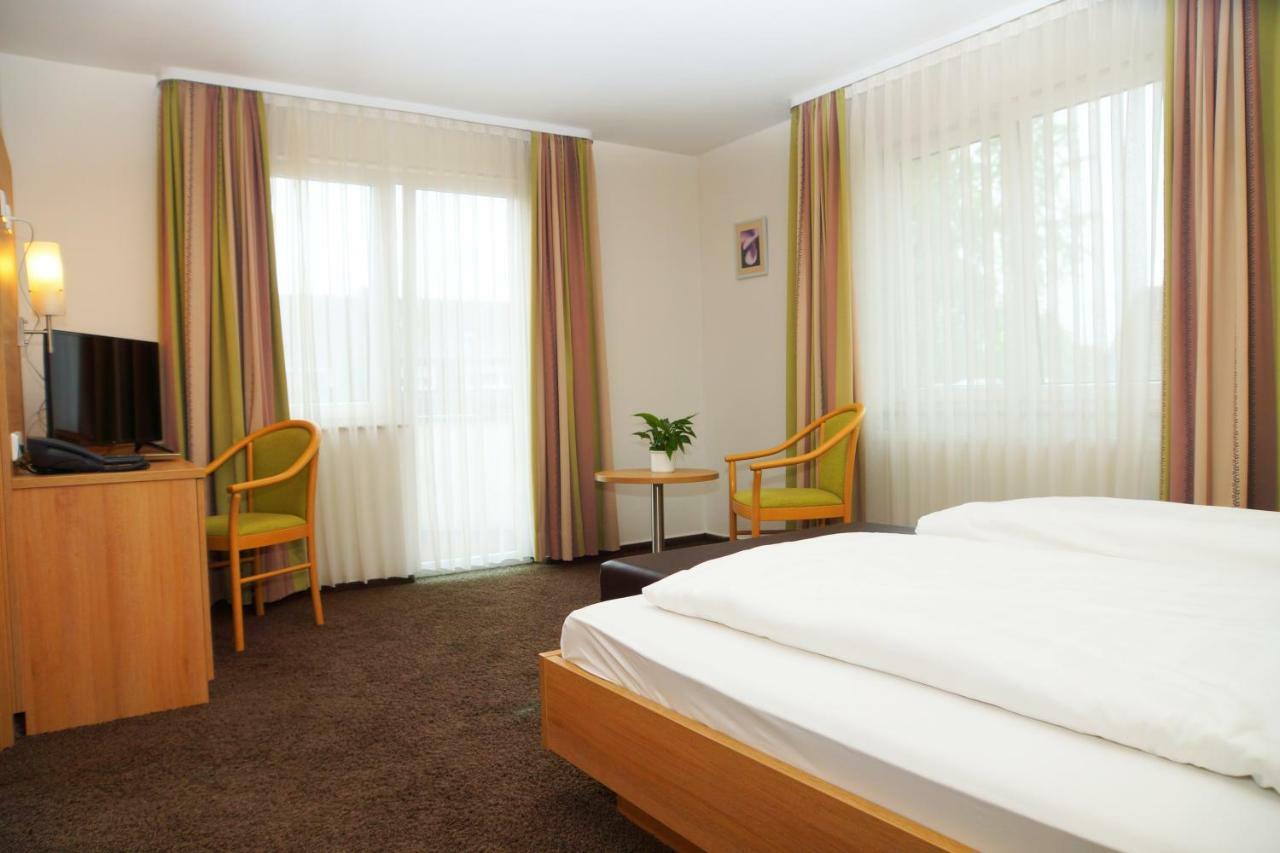 Hotel Krauthof Ludwigsburg Esterno foto