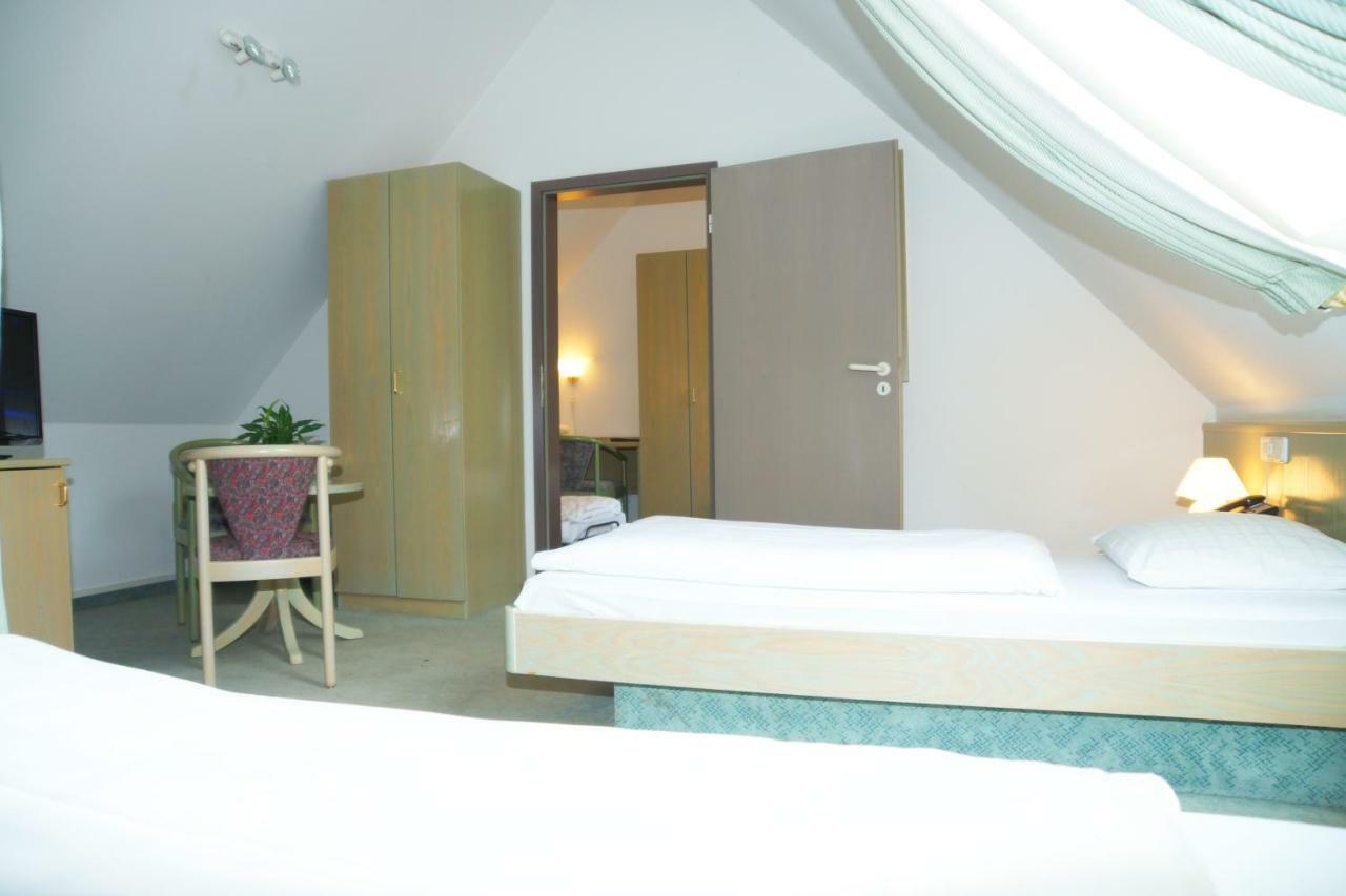 Hotel Krauthof Ludwigsburg Esterno foto